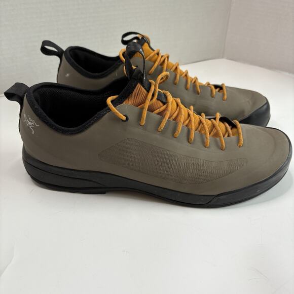 ARC’TERYX Acrux SL Approach Men’s 10 Gray Hiking/ Trail Running Shoes Vibram - Picture 2 of 12